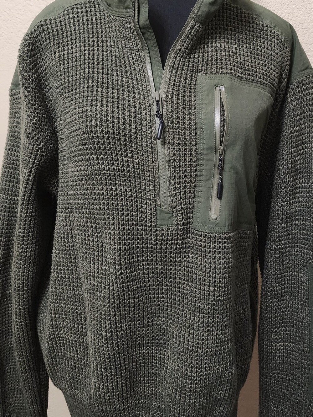 Bass Men's Dark Green Half-Zip Knit Pullover Sweater